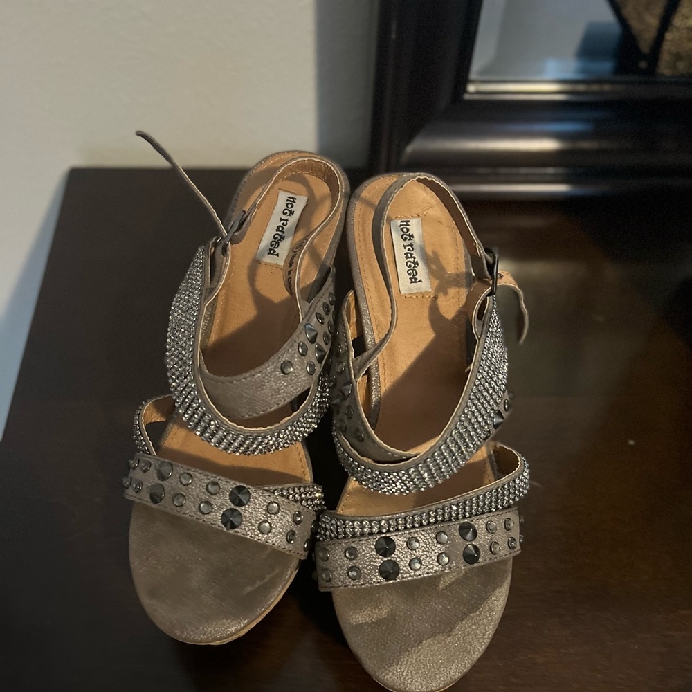 Beautiful wedges worn a few times great shape .